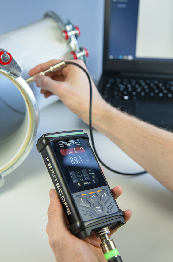 FISCHER FERITSCOPE DMP30 käytössä