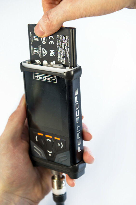 FISCHER FERITSCOPE DMP30 käytössä